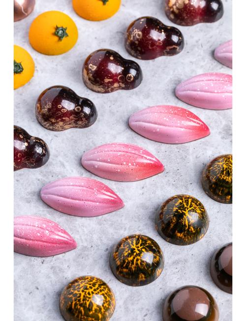 吉利莲黑巧克力的制作流程有哪些? 吉利莲黑巧克力的制作流程有哪些?