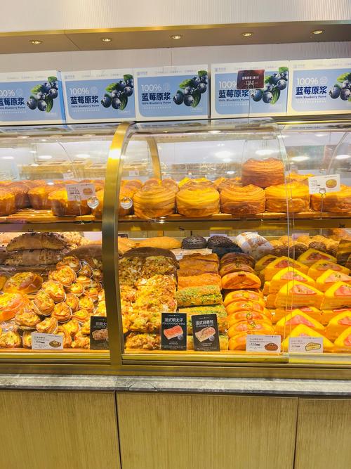面包店的原材料及包装蛋糕店每月消耗原料 面包店的原材料及包装蛋糕店每月消耗原料
